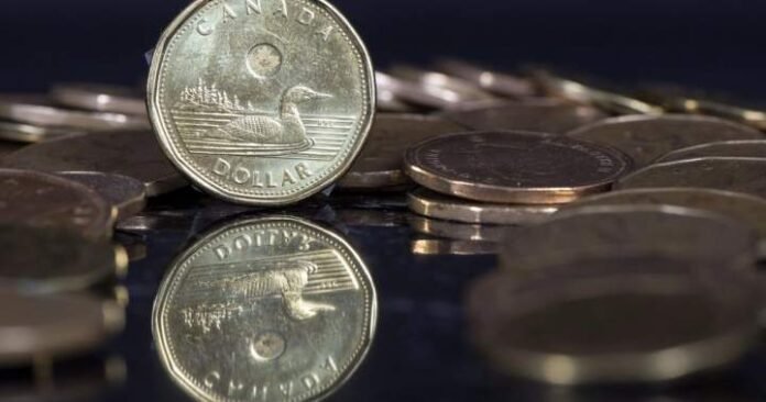 Click to play video: 'Your Money: does the increase in minimum wage help with the rising cost of living?'
