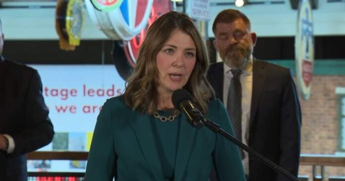 Alberta's Oil Pipeline Plan to B.C. Coast
